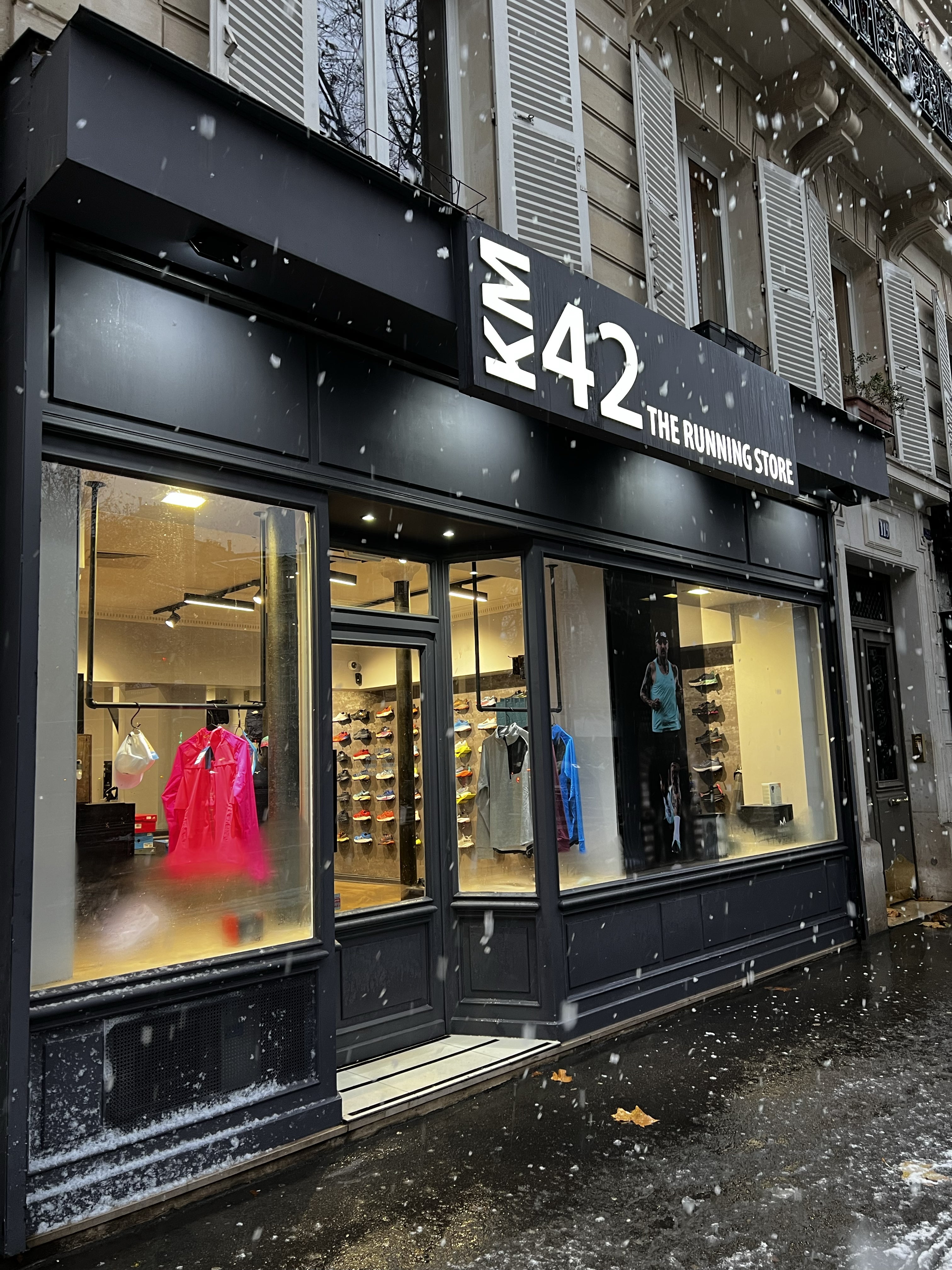 Distance Running Store Paris KM42 Paris | La boutique de running des Parisiens – KM 42